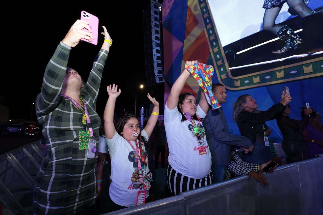 Com muito forró e inclusão, área para pessoas com deficiência garante conforto e diversão no São João de Petrolina