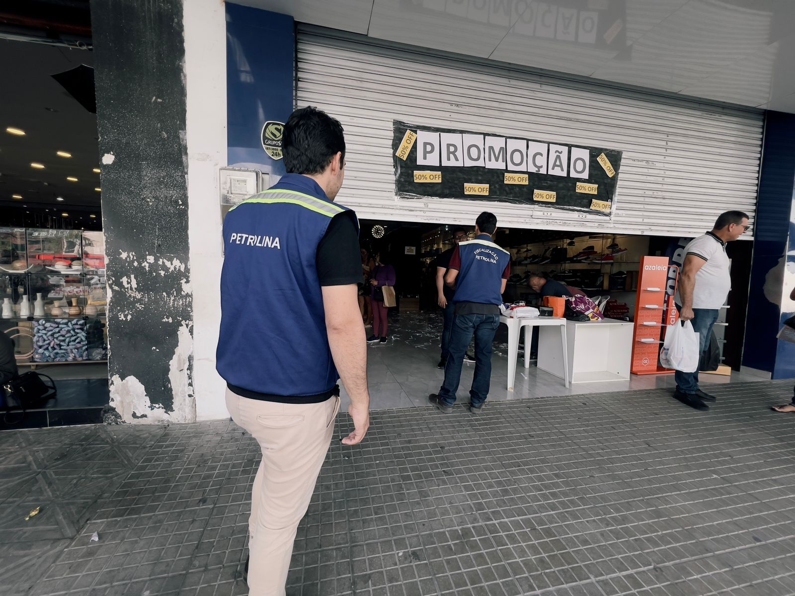 Petrolina + Limpa reforça organização urbana e conscientiza comerciantes no Centro da cidade