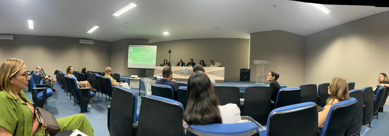 Prefeitura de Petrolina discute ações para o controle populacional de cães e gatos em seminário na Univasf