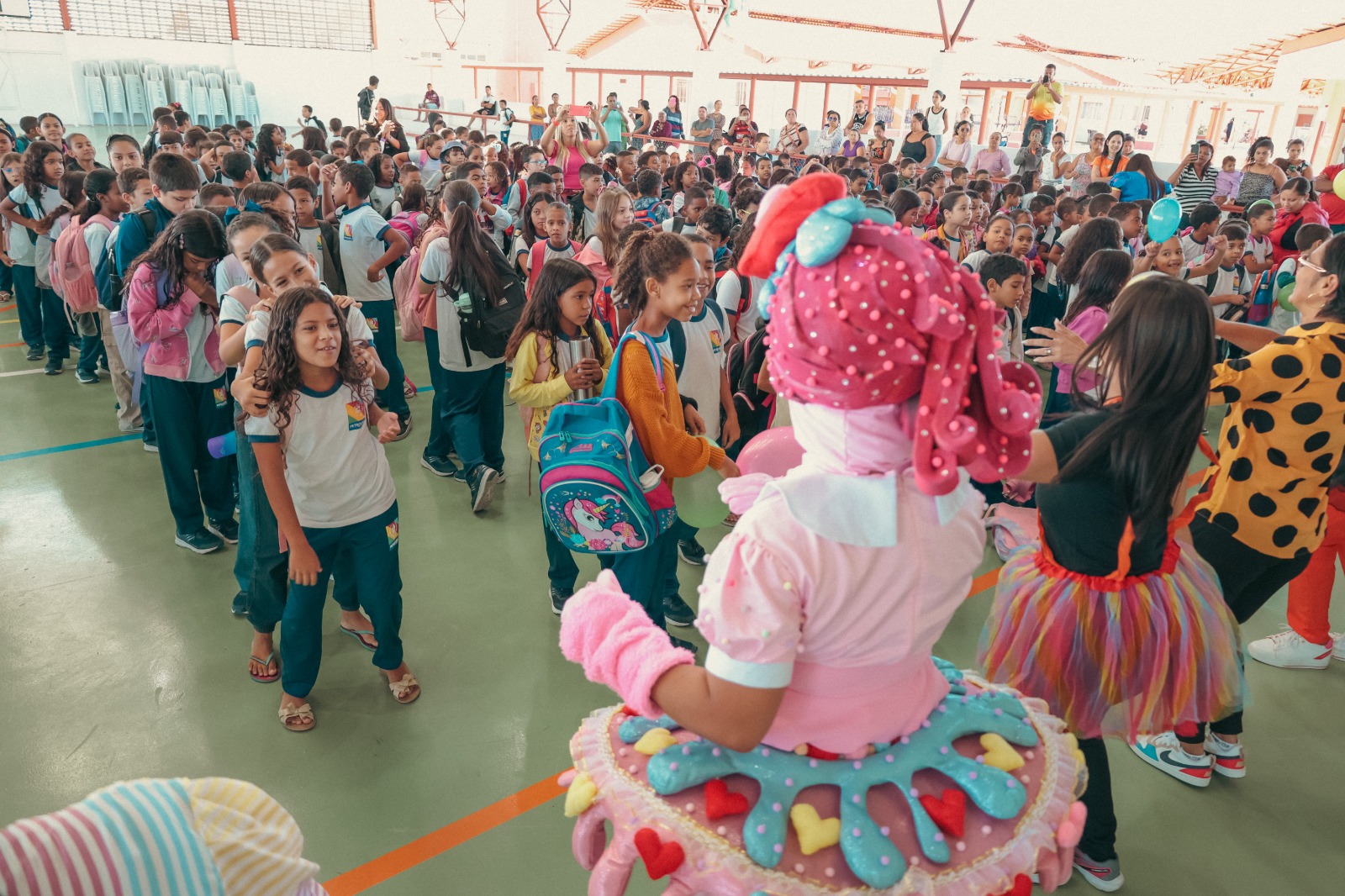 Volta às aulas tem clima de acolhimento e alegria nas escolas da rede municipal de Petrolina