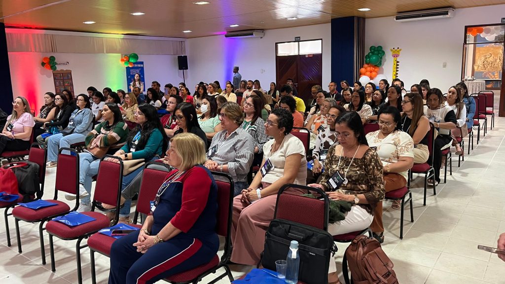 Petrolina participa de capacitação estadual sobre o novo Sistema Educacenso