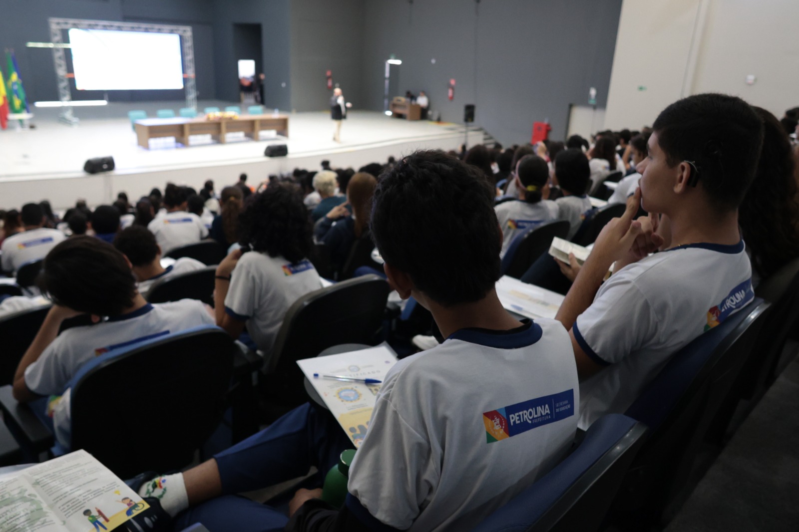 Petrolina recebe Conferência Infantojuvenil e reforça importância dos estudantes na consciência ambiental 