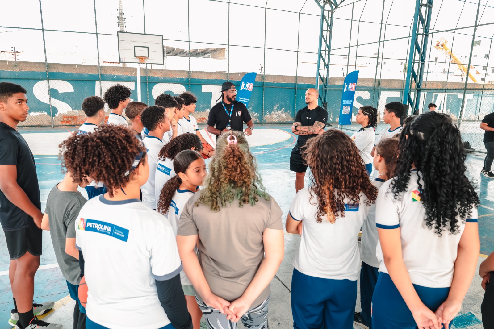 Com apoio da Prefeitura, Petrolina recebe ação da Jr. NBA durante o Rally dos Sertões