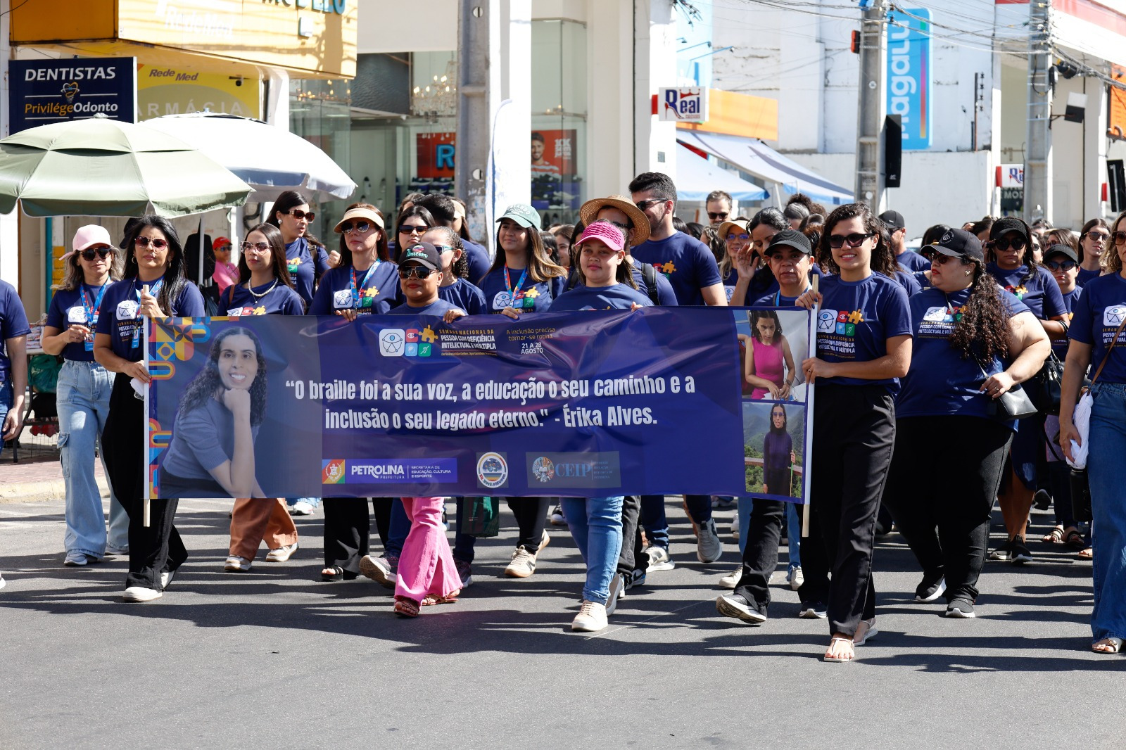 Semana da Pessoa com Deficiência começa com atividades nas escolas e caminhada em Petrolina