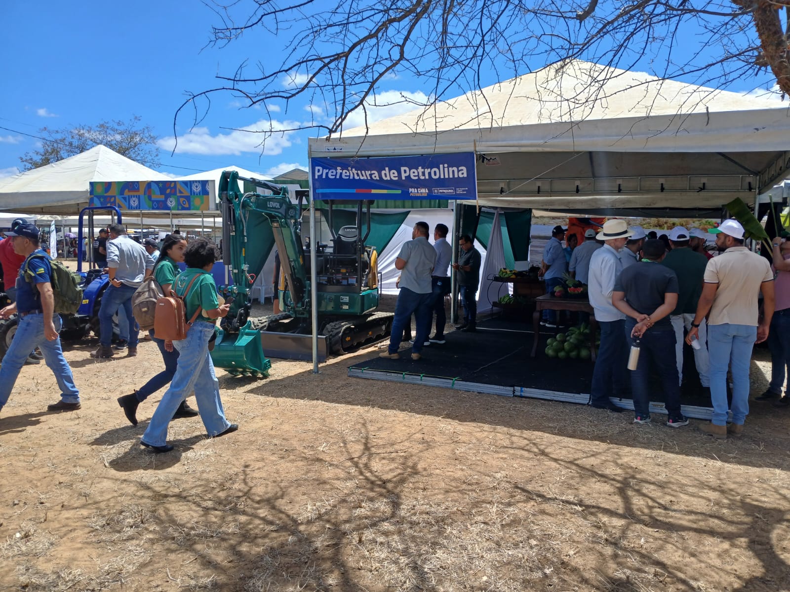 Prefeitura de Petrolina leva informações da cidade para o Semiárido Show