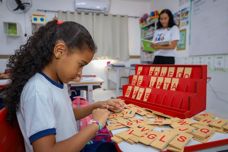 Prefeitura de Petrolina prorroga prazo para renovação de matrículas da rede municipal