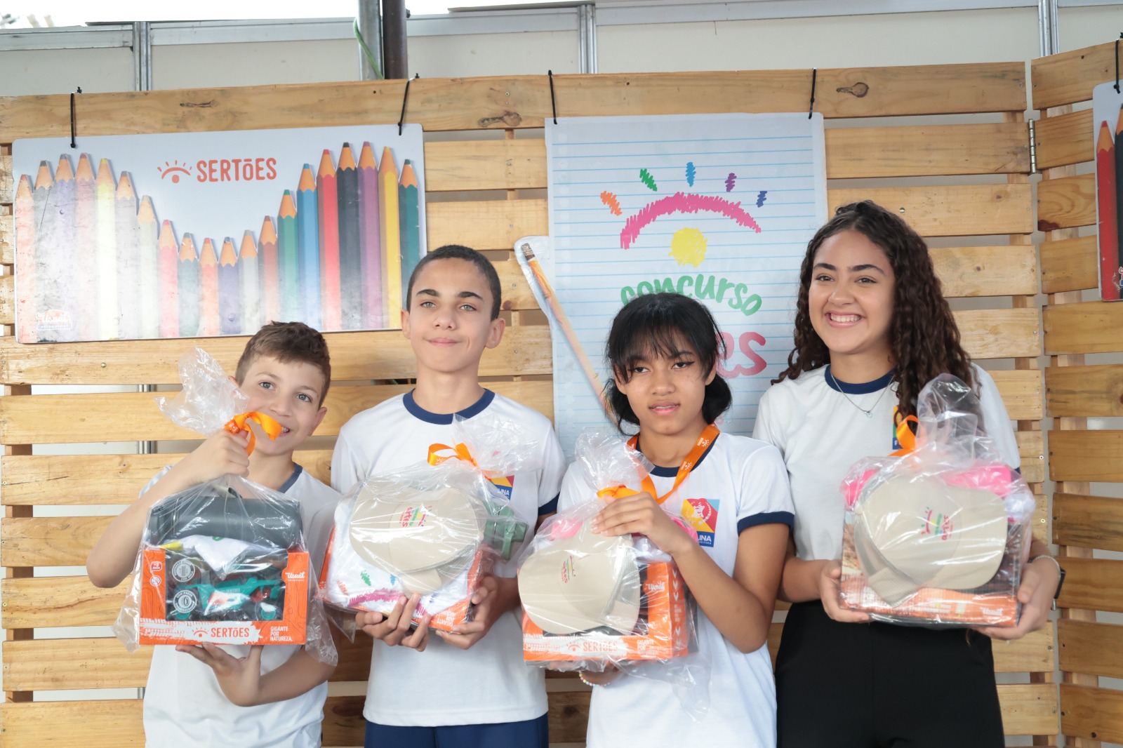 Concurso de Artes valoriza talento de estudantes durante o Rally dos Sertões em Petrolina