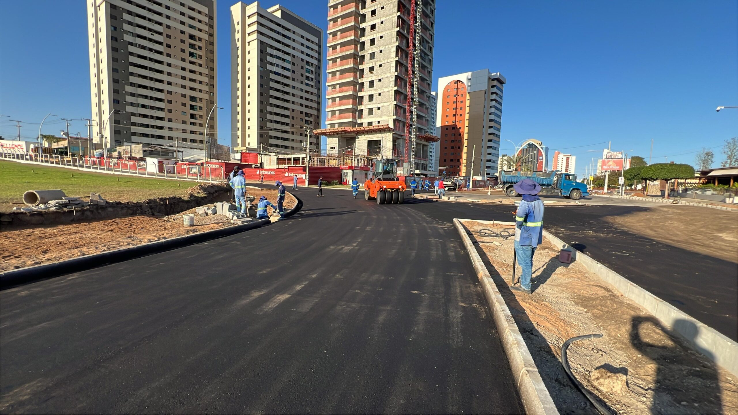 Prefeitura de Petrolina trabalha na conclusão da Orla 3 da cidade