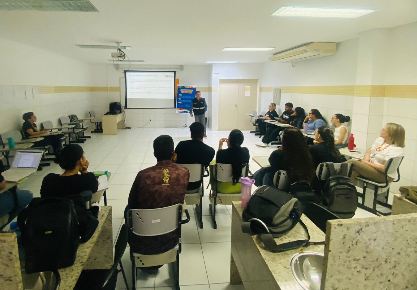 Vigilância Sanitária de Petrolina reforça trabalho educativo para prevenir riscos à saúde