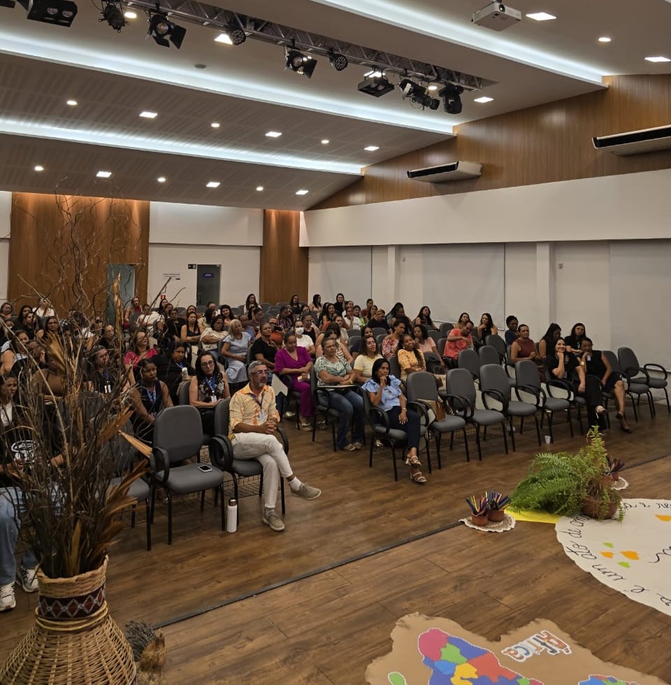 Roda de conversa encerra evento que abordou combate ao racismo na infância