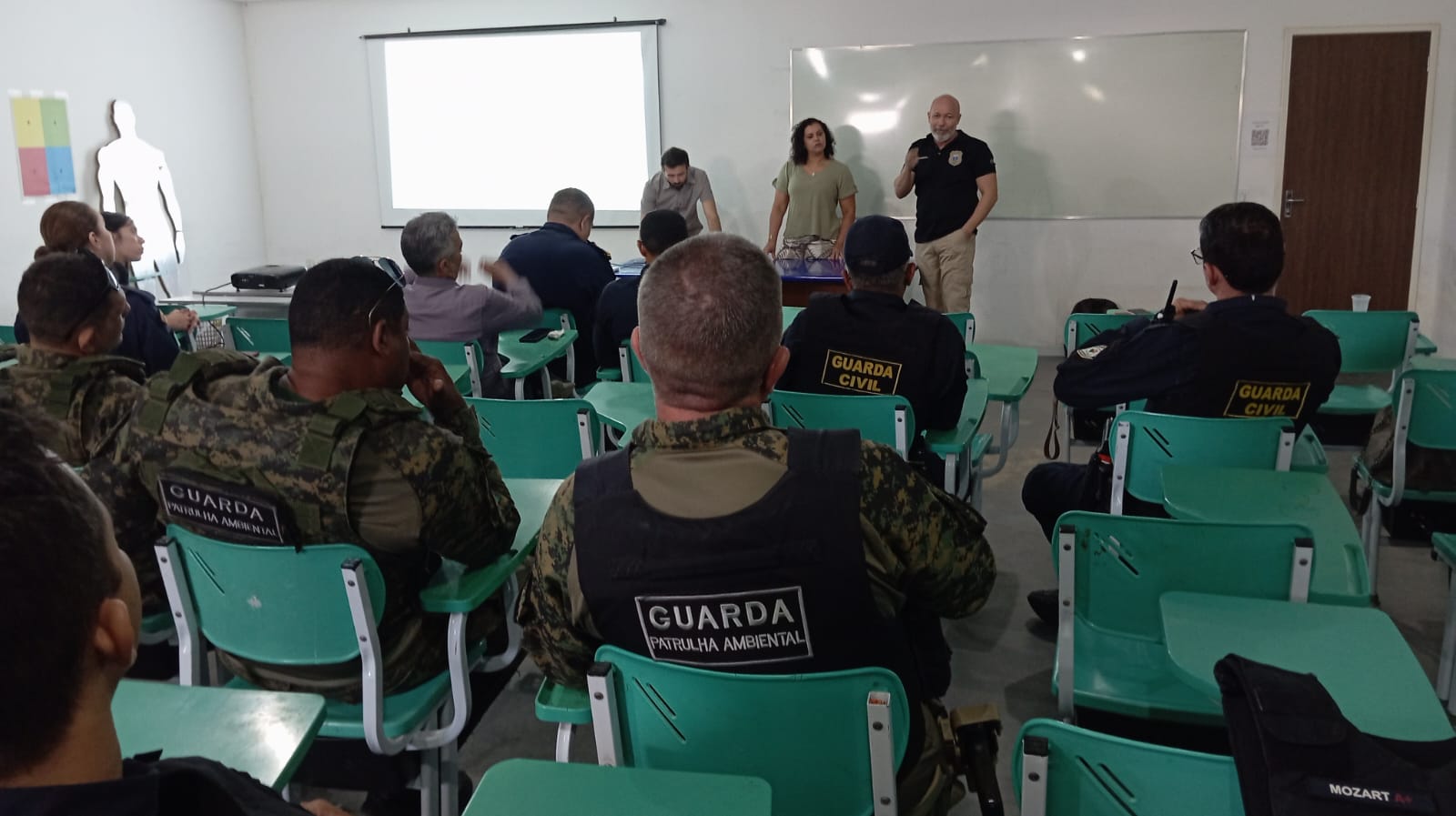 Guarda Civil de Petrolina participa de treinamento sobre importância em preservar evidências de crimes
