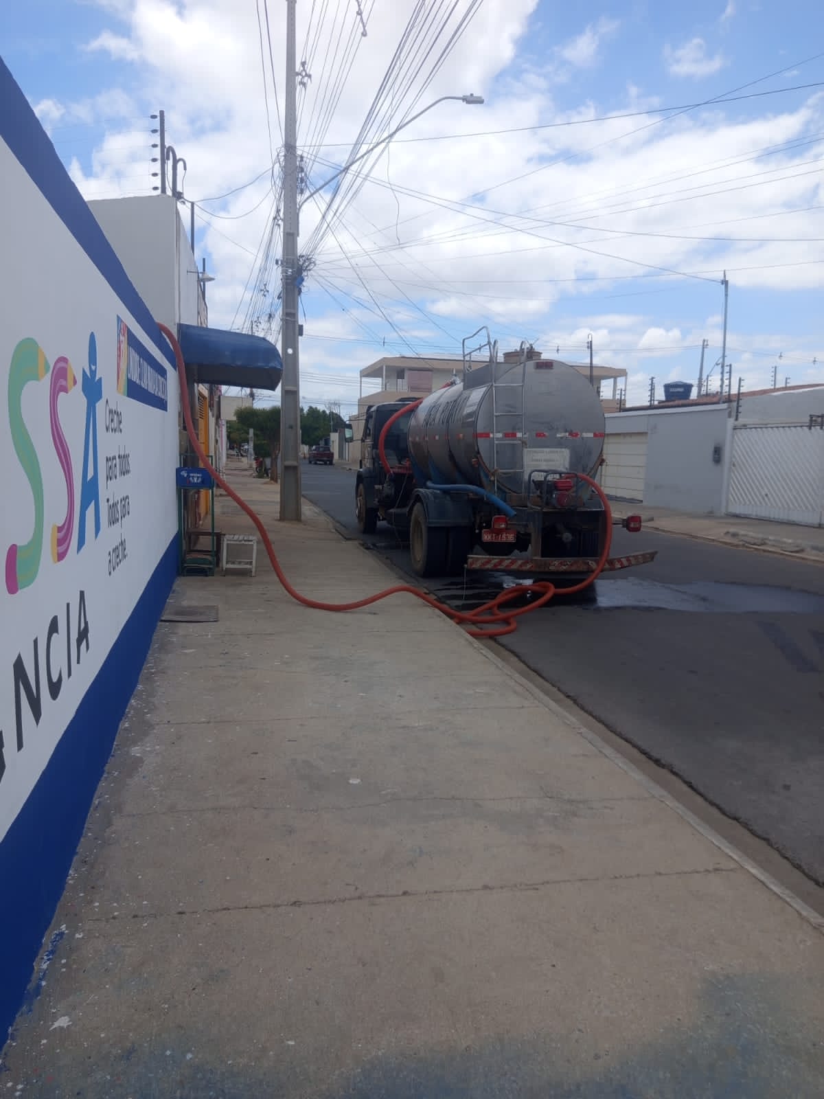 Falta de água afeta funcionamento de escolas da rede municipal em Petrolina