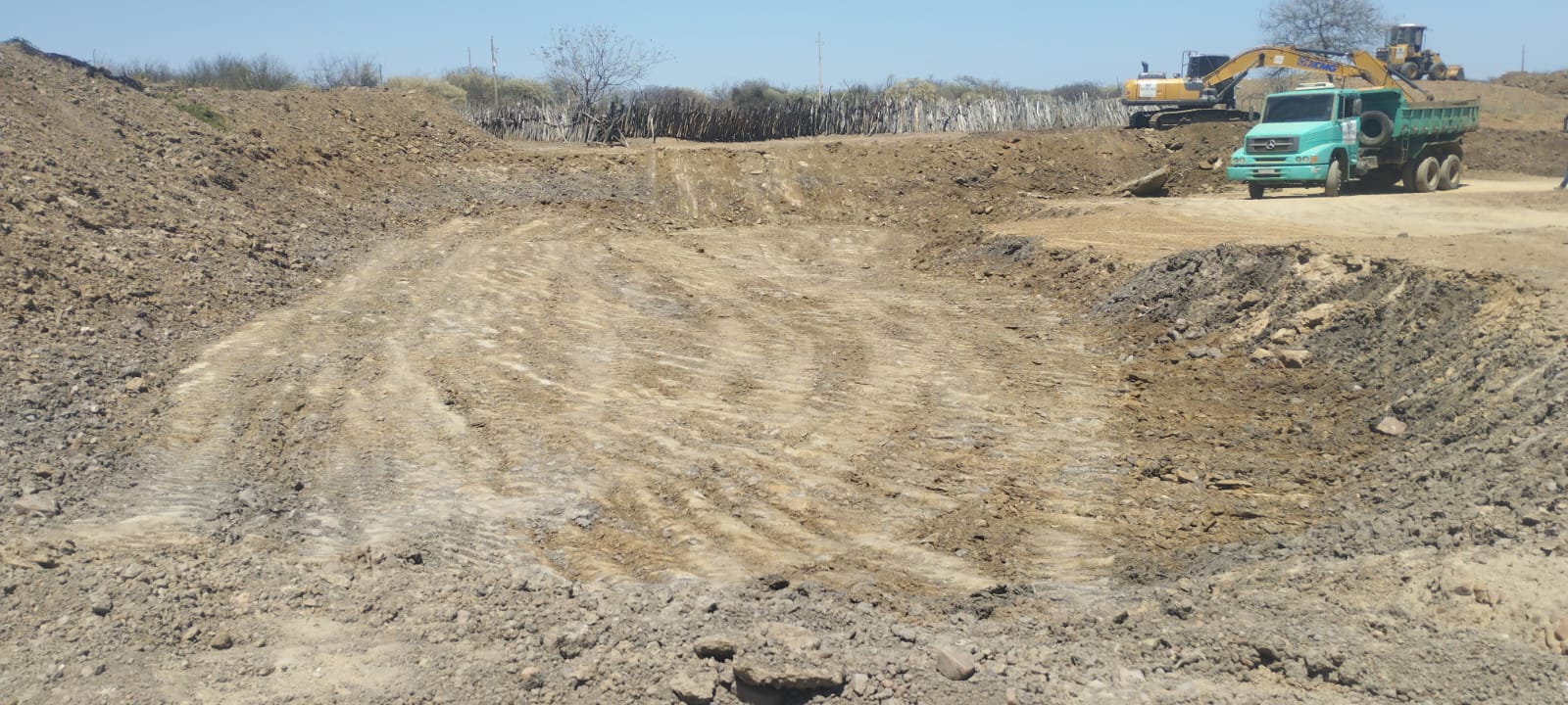 12 barragens já receberam serviços de limpeza na zona rural de Petrolina
