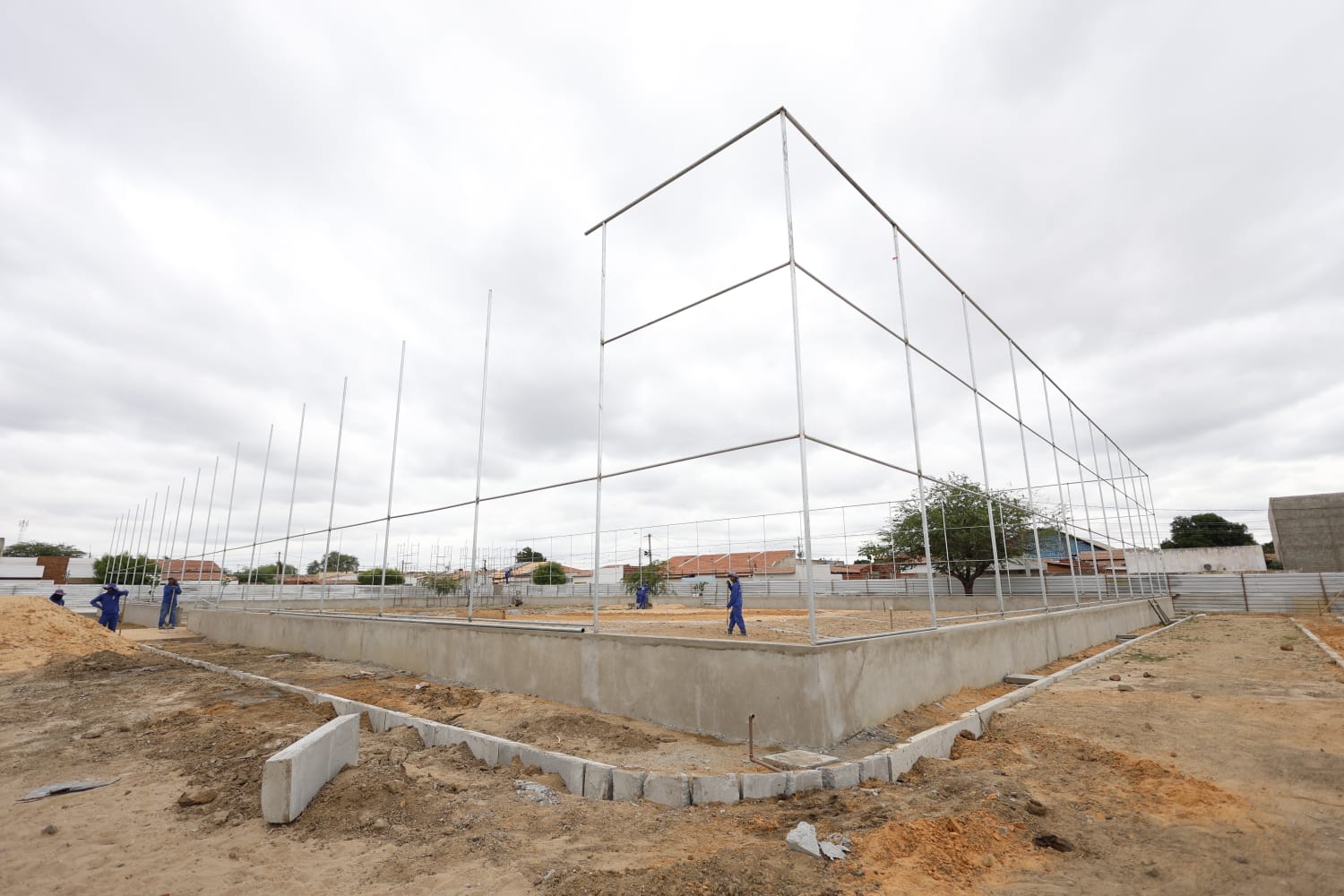Centro Esportivo do Dom Avelar começa a ganhar forma