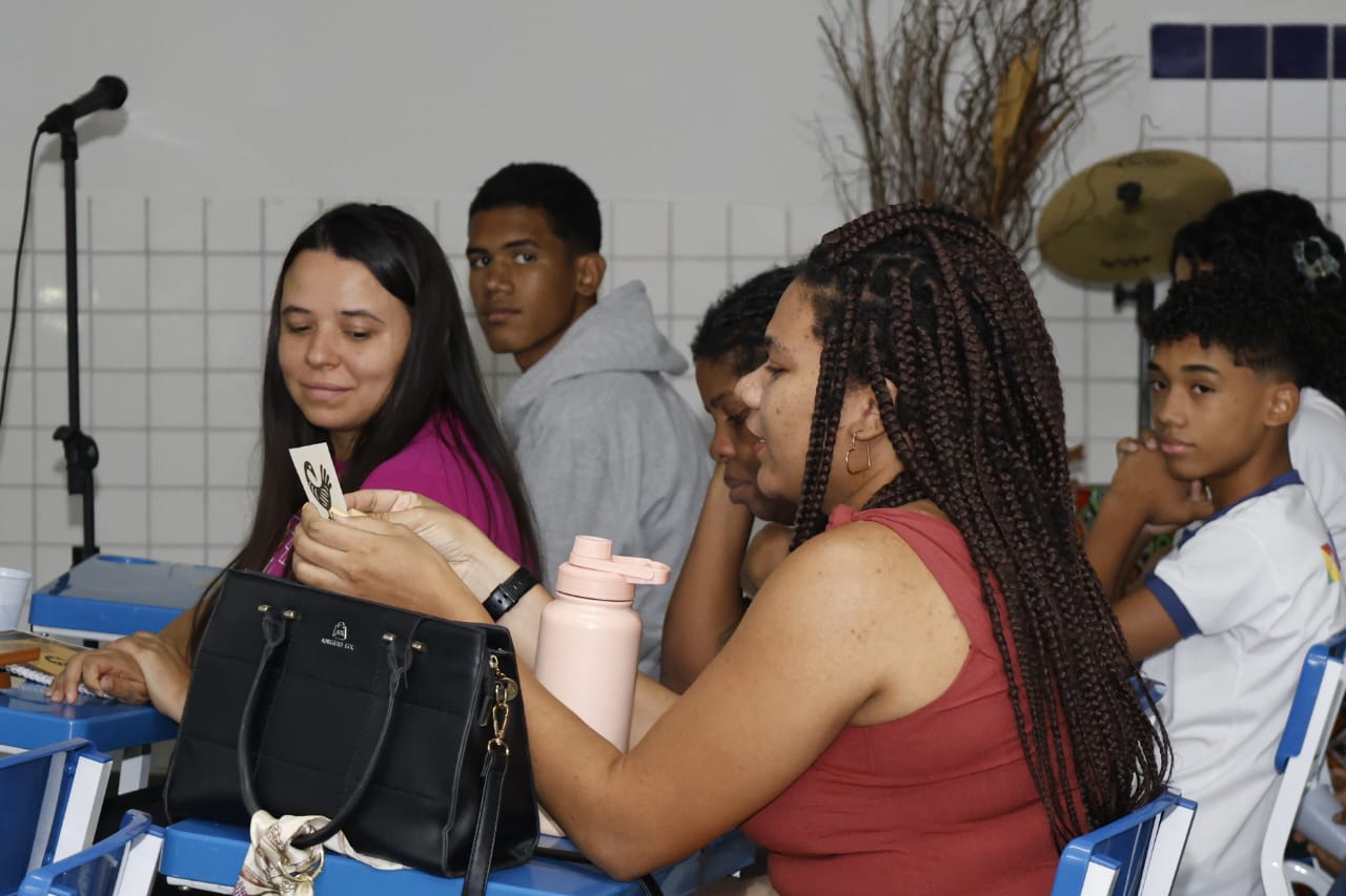 Escrita, memória e ancestralidade marcam oficina do I Encontro Municipal Compromisso Antirracista na Educação