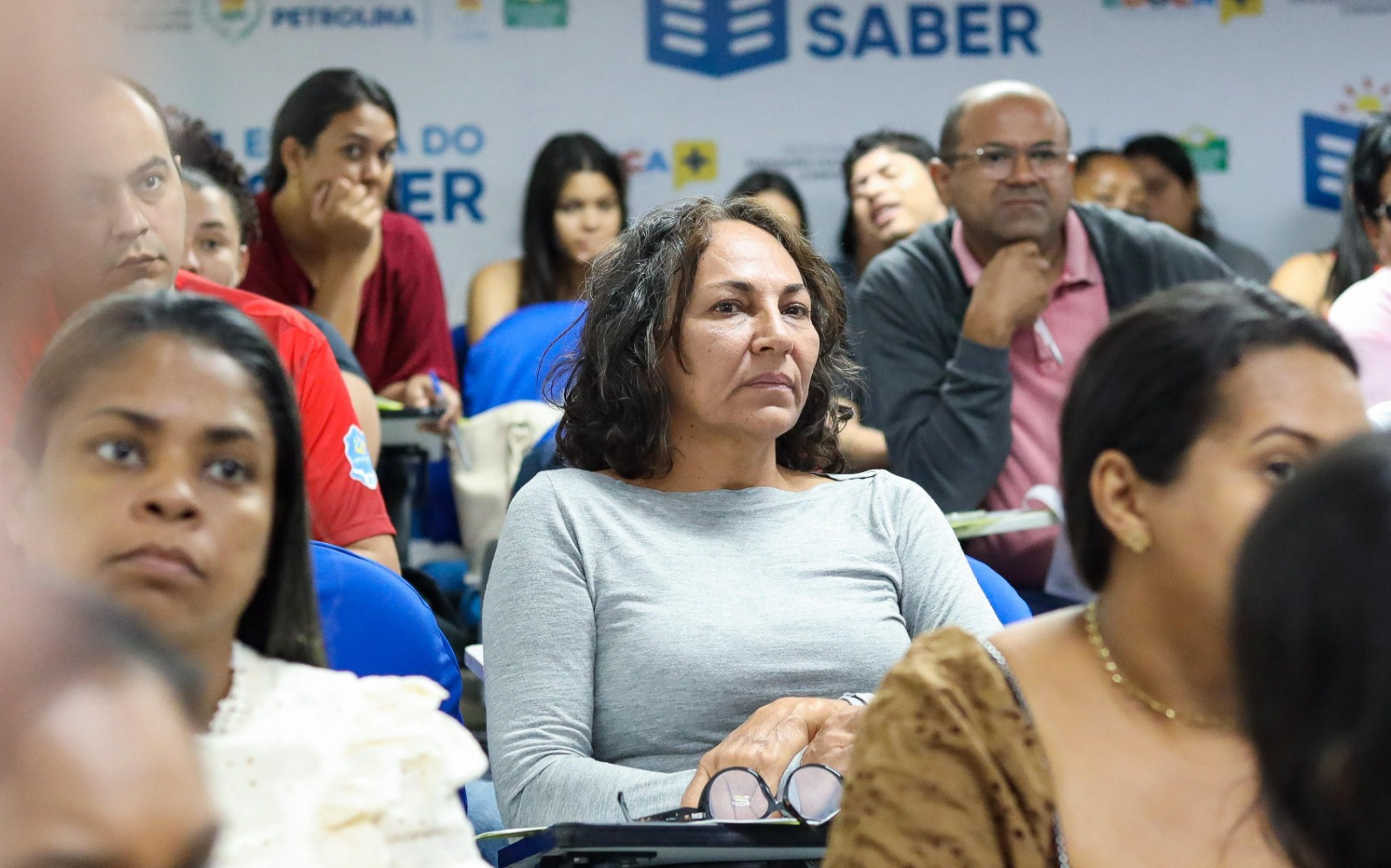 Petrolina forma 400 profissionais em curso de gestão de recursos escolares e supera meta do Selo UNICEF