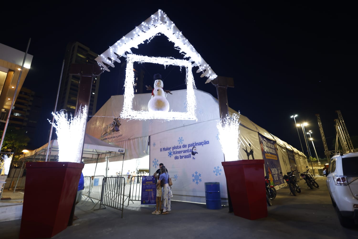 Pista de Patinação no Gelo em Petrolina segue com agendamentos gratuitos até fevereiro