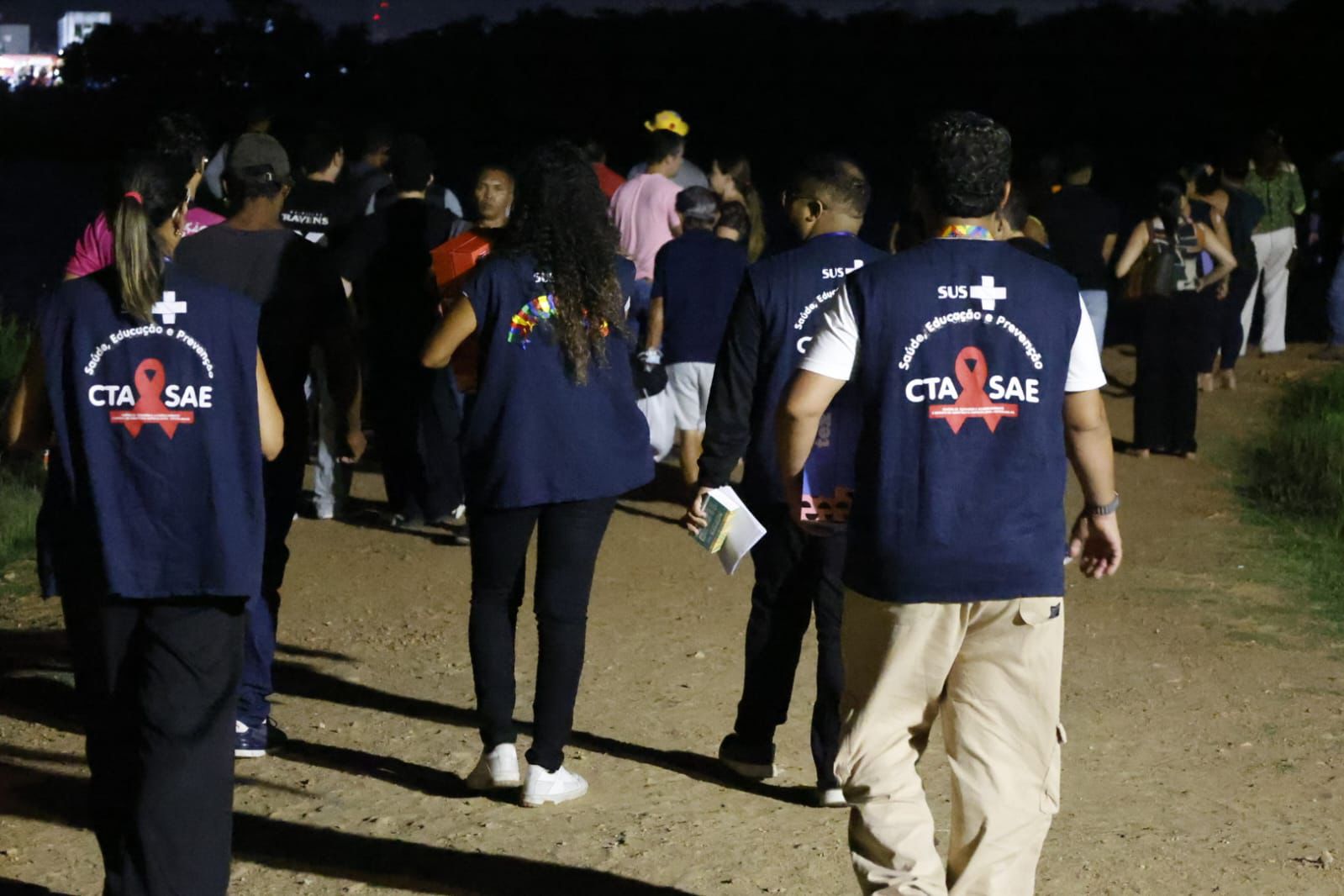 Saúde que Conecta: Secretaria de Saúde realiza ações educativas e distribui preservativos nas barquinhas em Petrolina