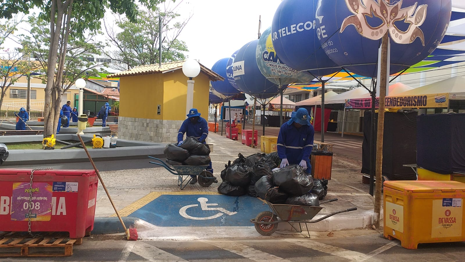 Prefeitura de Petrolina garante limpeza do circuito nos primeiros dias do Carnaval