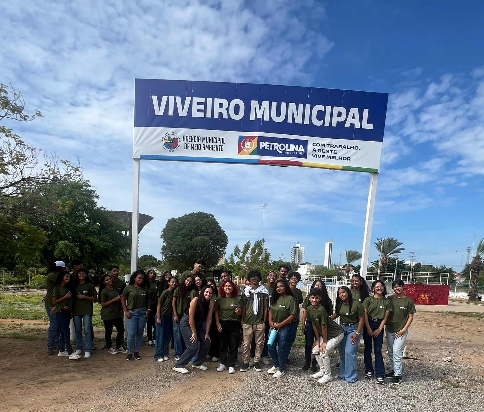 Viveiro Municipal fortalece educação ambiental ao realizar visitas guiadas