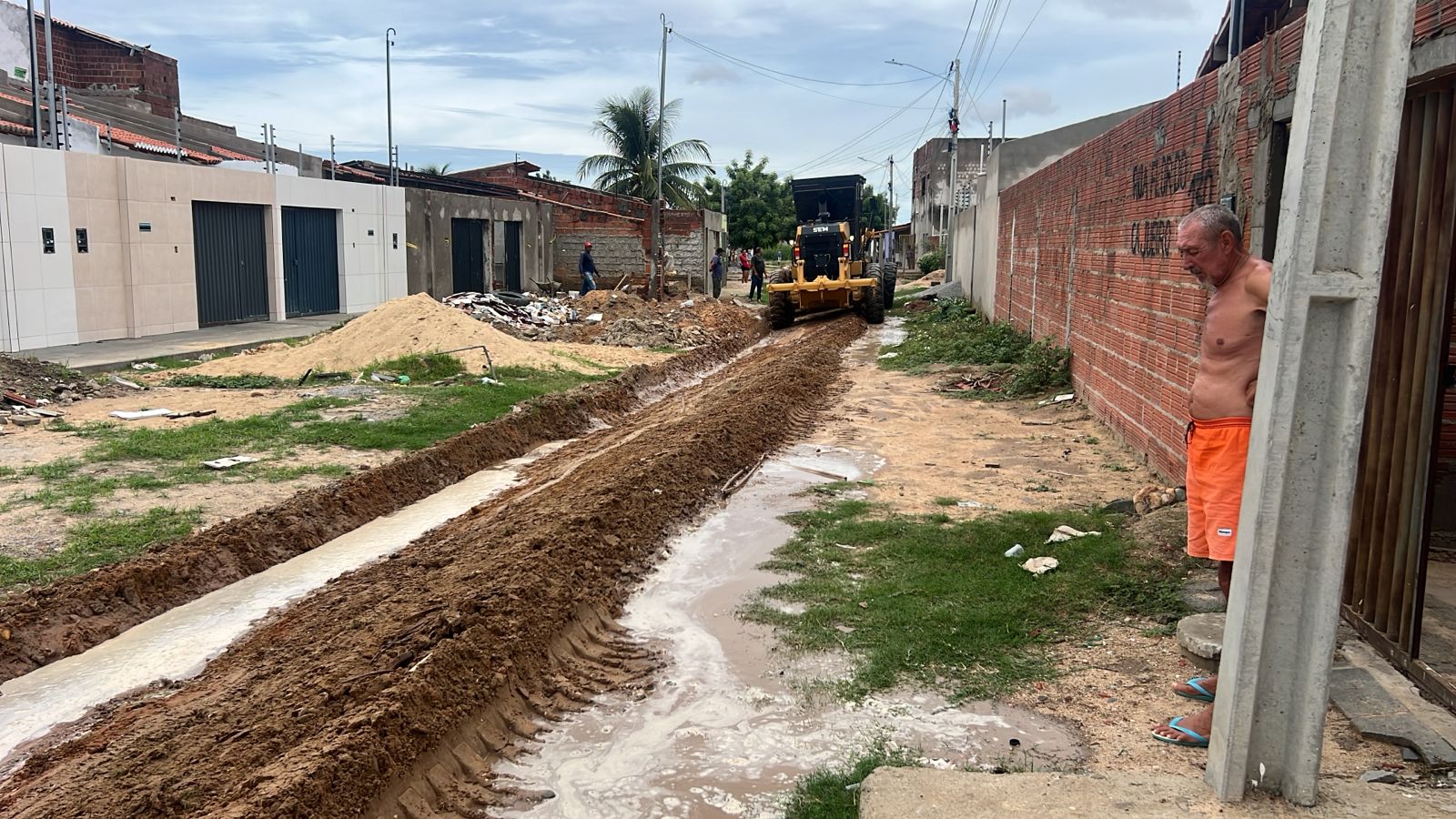 Com previsão de mais chuvas até o fim de semana, Prefeitura reforça serviços em áreas afetadas 