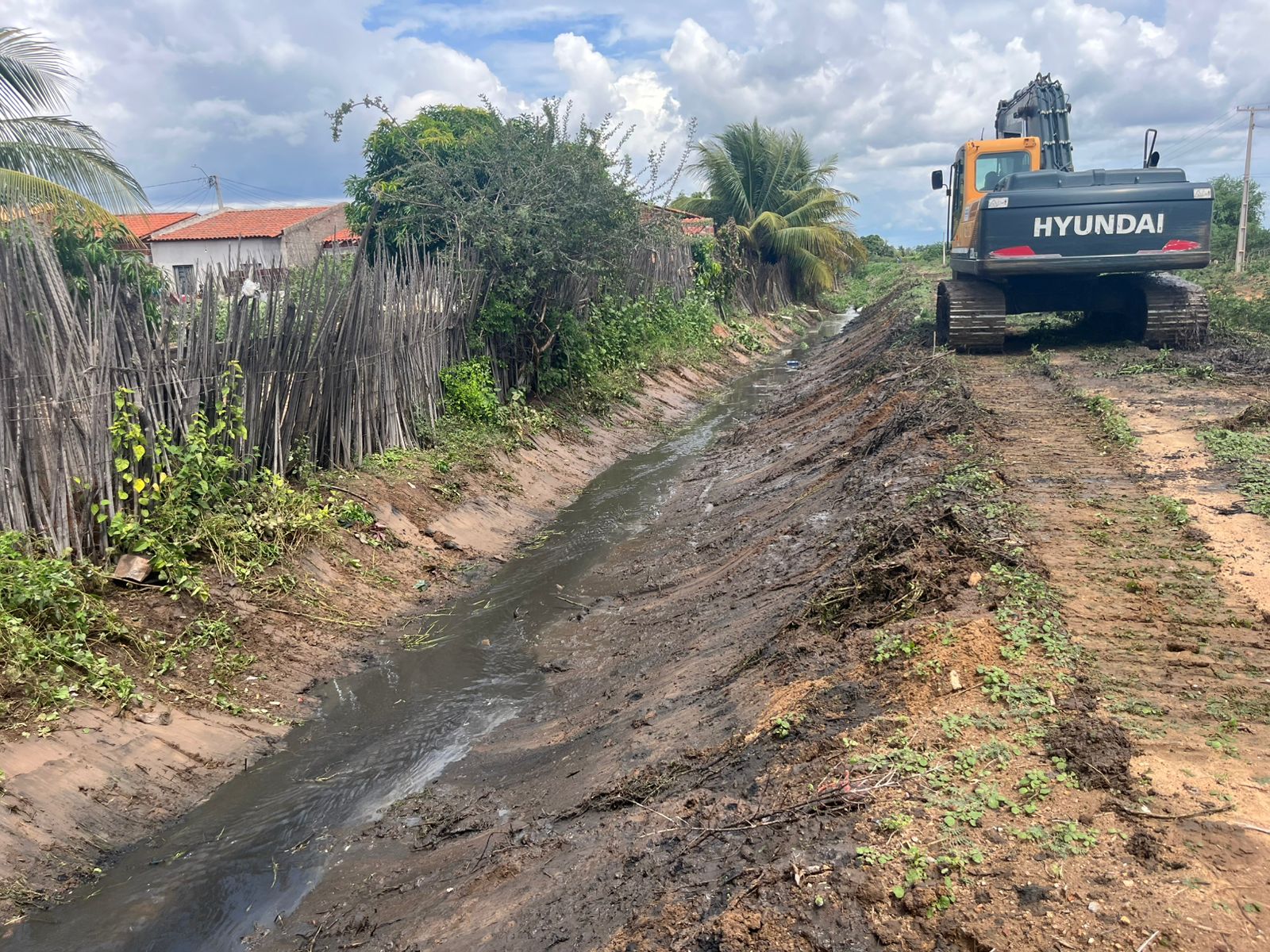 Prefeitura de Petrolina realiza ações emergenciais por conta das chuvas na zona rural