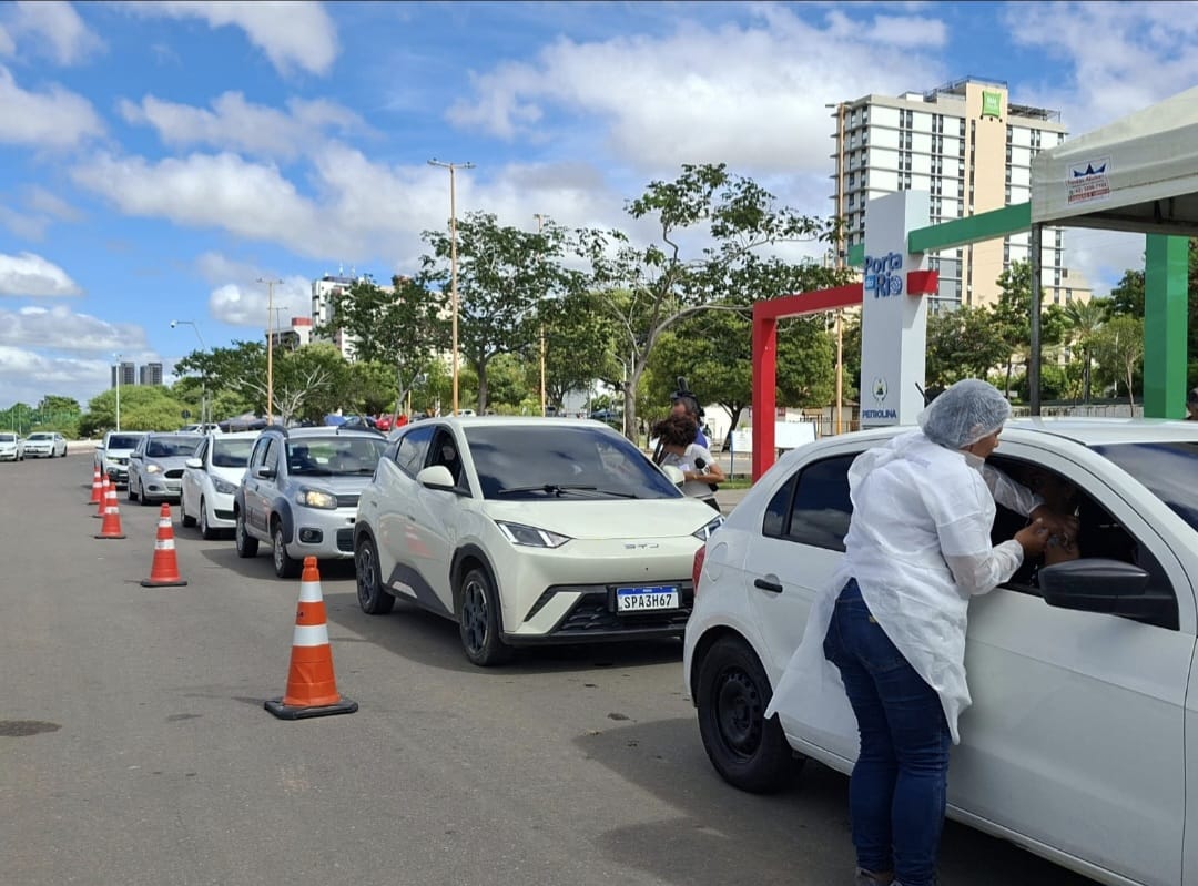 Dia D de vacina contra a gripe mobiliza Petrolina e reforça importância da imunização